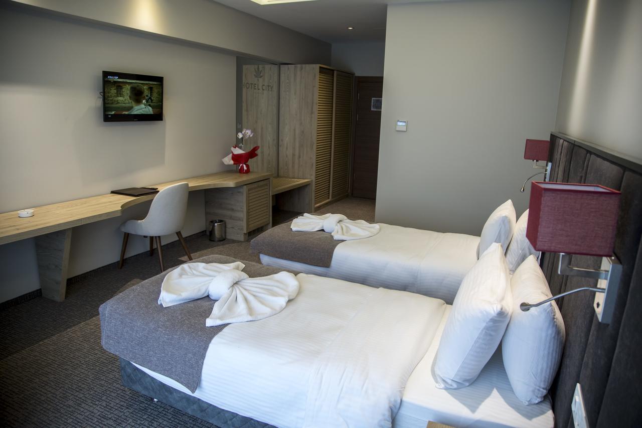 Hotel City Inegoel Luaran gambar